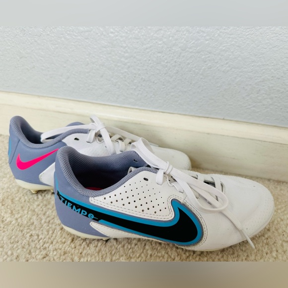 Nike Tempo 9 Pro Soccer Shoes - Picture 6 of 6